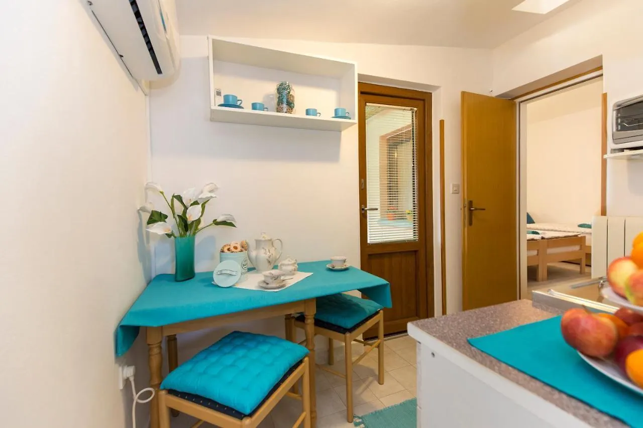 Studio Apartman Branka